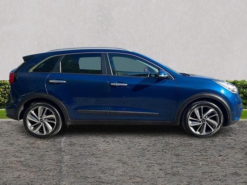Used Kia Niro 2018 Blue SUV