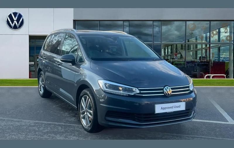 Used VW Touran Match 150 HP (110 kW) 2025 Grey MPV