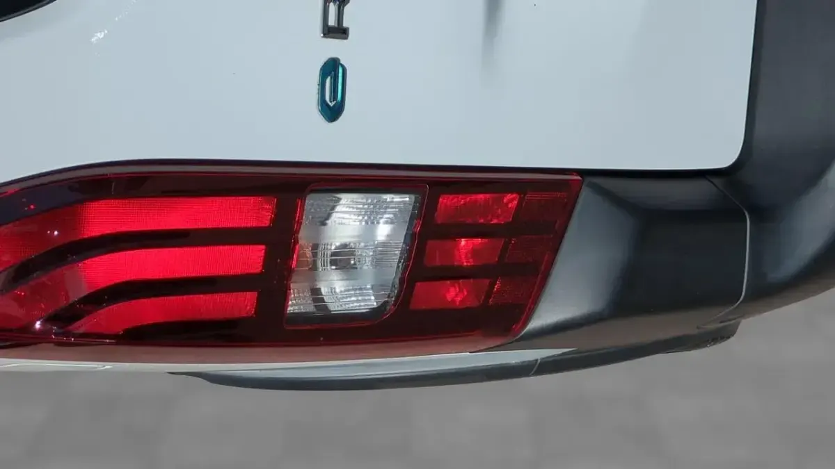 Used Peugeot e-Rifter GT 98 kW (134 HP) 2023 White MPV
