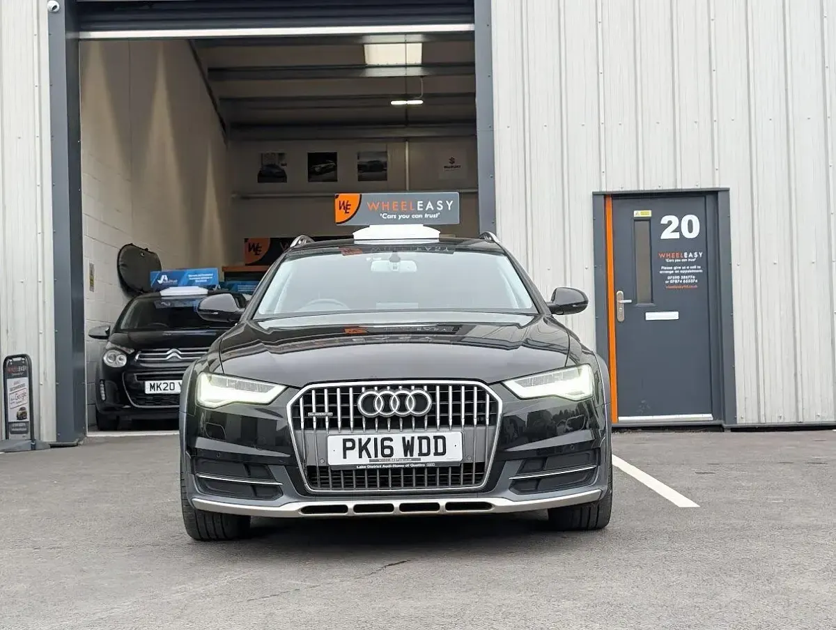 Used Audi A6 Allroad Sport 272 HP (200 kW) 2016 Black Estate