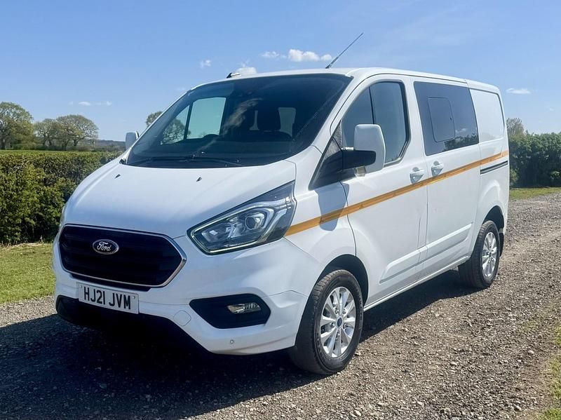 Używany Ford Transit Custom Limited 130 KM (95 kW) 2021 Biały Kombi