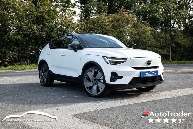 White Used 2022 Volvo C40 Ultimate SUV | £25,099 (Fair price) - Image 1/4