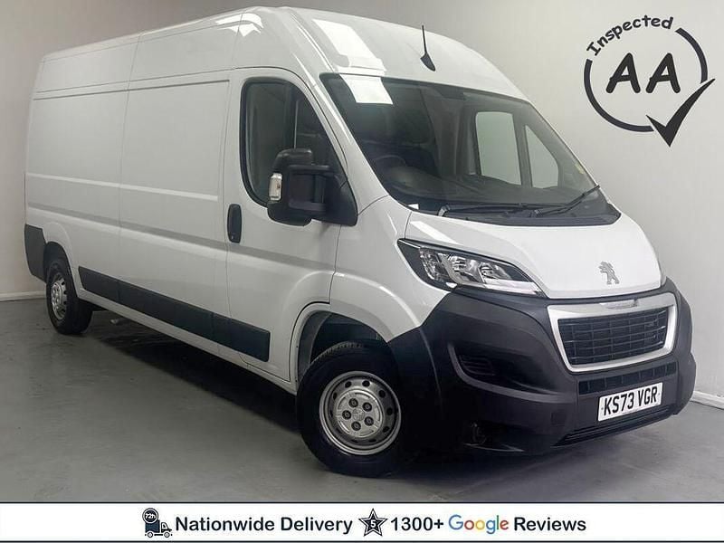 White Used 2023 Peugeot Boxer Premium Van | £17,450 (Fair price) - Image 1/3