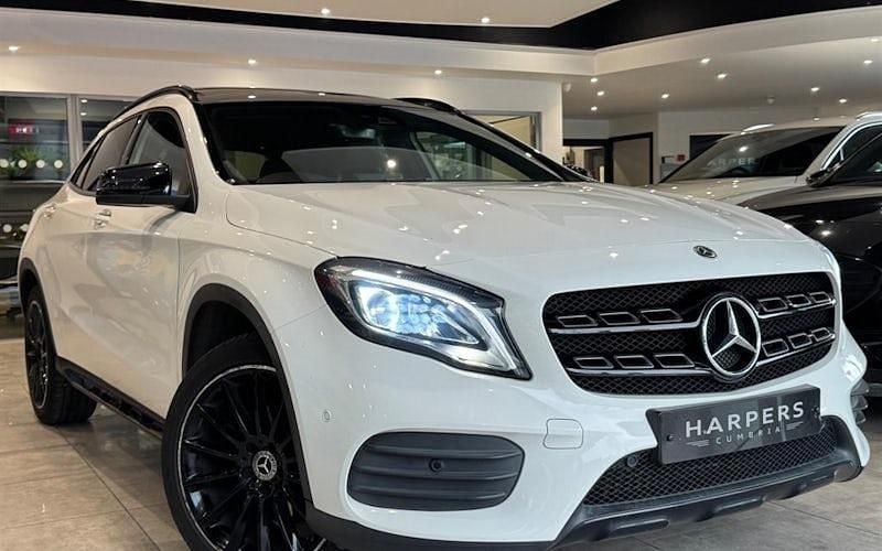 White Used 2019 Mercedes GLA200 AMG line SUV | £16,616 (Fair price) - Image 1/4