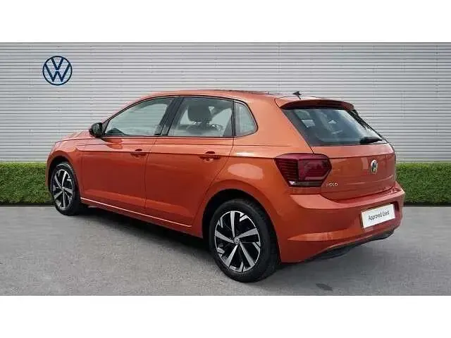 Used VW Polo SE 95 HP (69 kW) 2018 Orange Hatchback