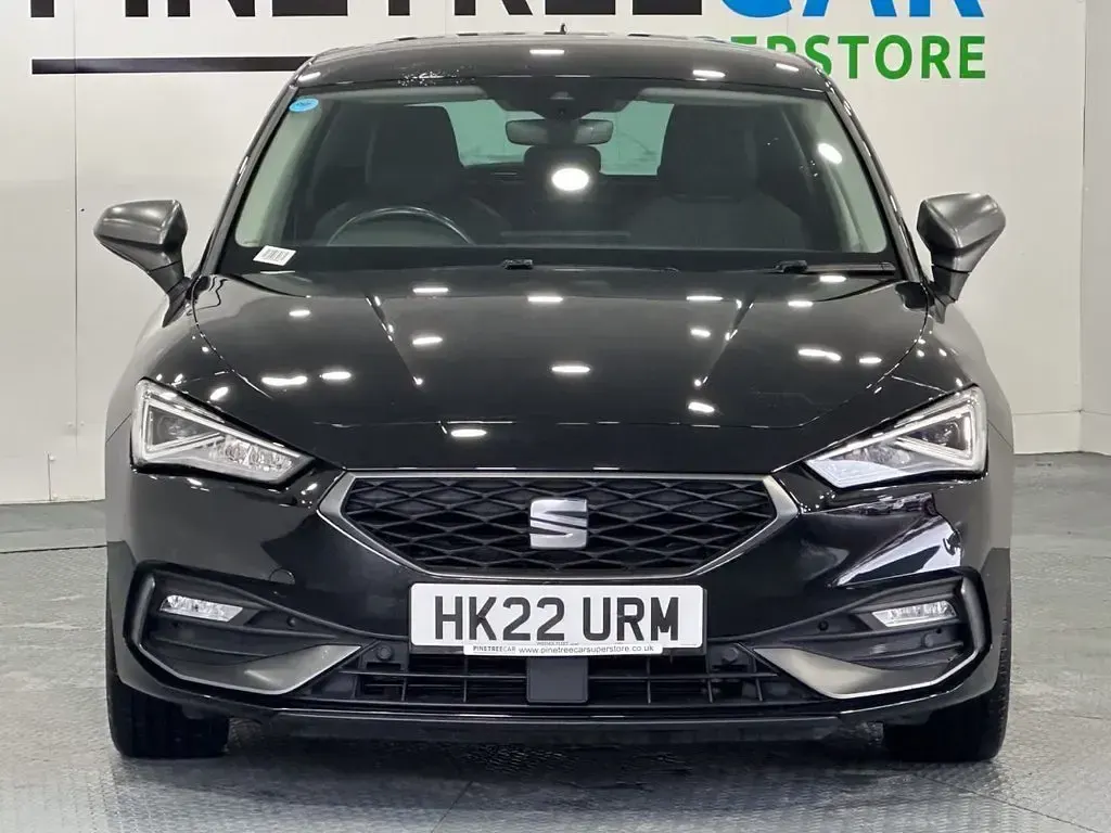 Used Seat Leon FR 130 HP (95 kW) 2022 Black Hatchback