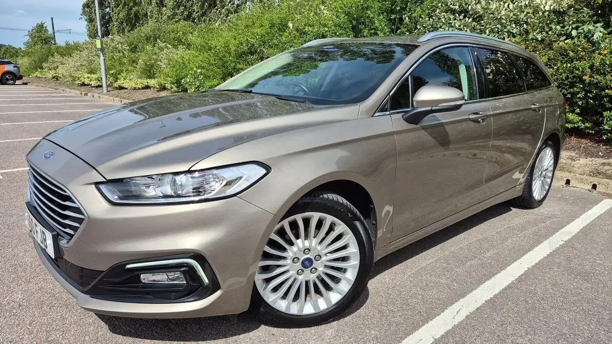 Used Ford Mondeo Titanium 2018 Silver Estate