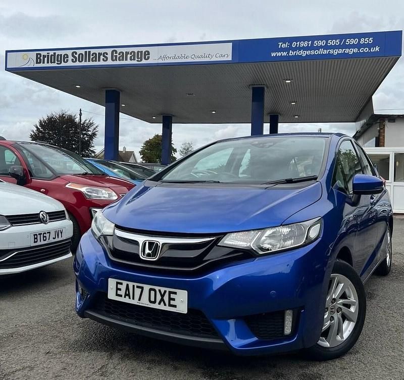 Blue Used 2017 Honda Jazz SE Hatchback | £11,395 (Fair price) - Image 1/4