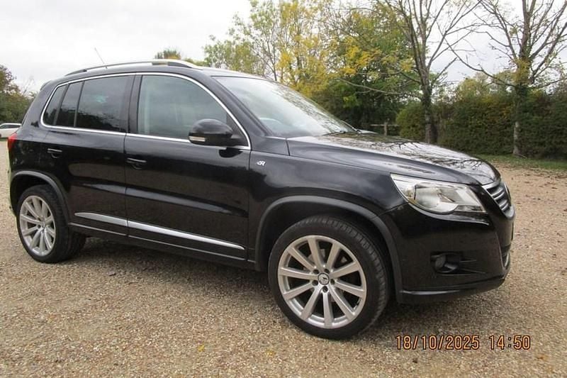 Black Used 2009 VW Tiguan R-line SUV | £5,995 (Good price) - Image 1/1