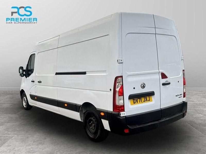 Used Vauxhall Movano Edition 2021 White