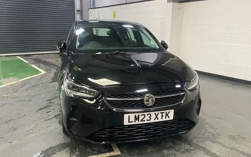 Used Vauxhall Corsa Design Edition 101 HP (74 kW) 2023 Black Hatchback
