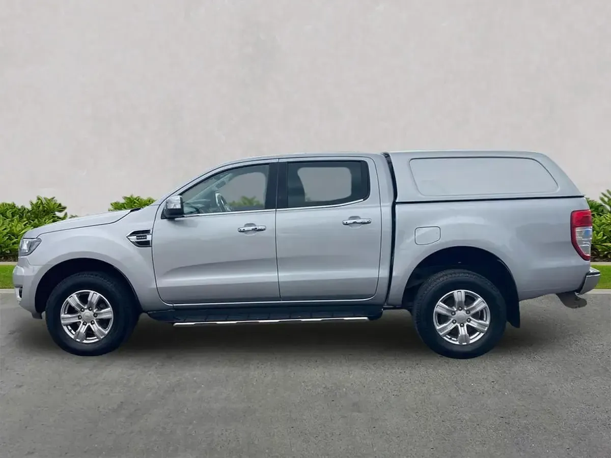 Used Ford Ranger Limited 170 HP (125 kW) 2023 Silver Pickup