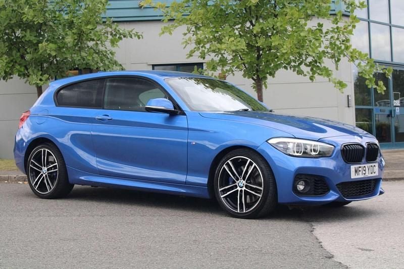 Blue Used 2019 BMW 118 M Sport Hatchback | £13,999 (Fair price) - Image 1/4