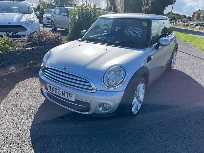 Silver Used 2010 Mini Cooper Hatch Hatchback | £2,995 (Good price) - Image 1/4
