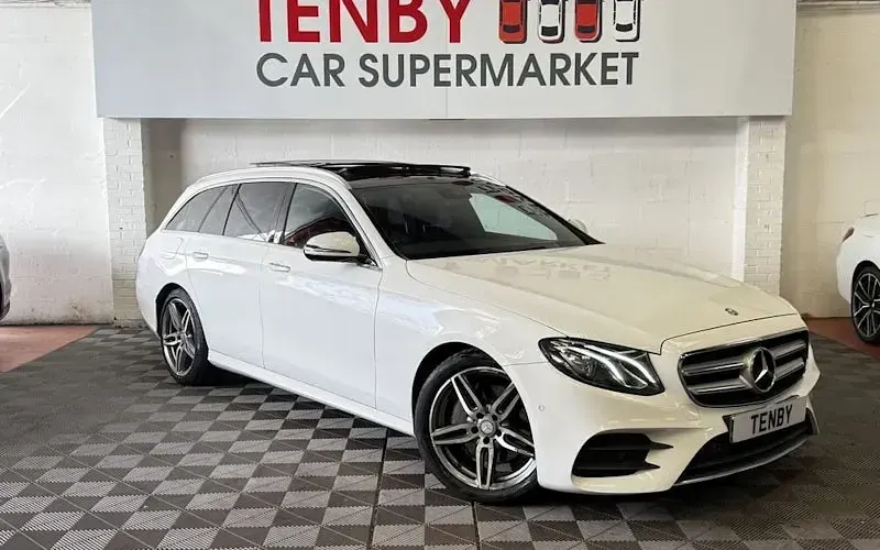 Used Mercedes E220 AMG Line Premium 194 HP (142 kW) 2019 Estate