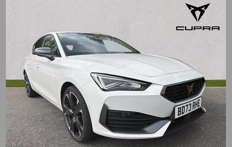 Used Cupra Leon VZ2 241 HP (177 kW) 2023 White Hatchback