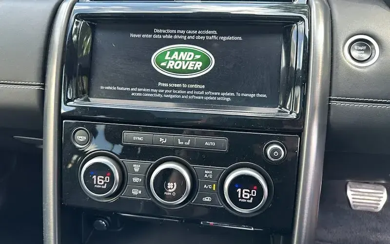 Used Land Rover Discovery HSE 306 HP (225 kW) 2020 Grey SUV