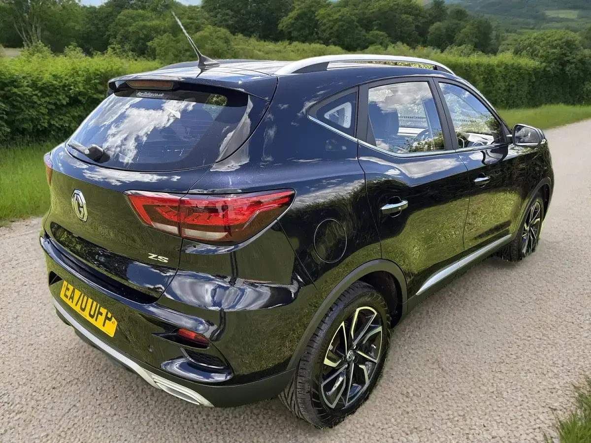 Used MG ZS Exclusive 106 HP (77 kW) 2020 Black SUV