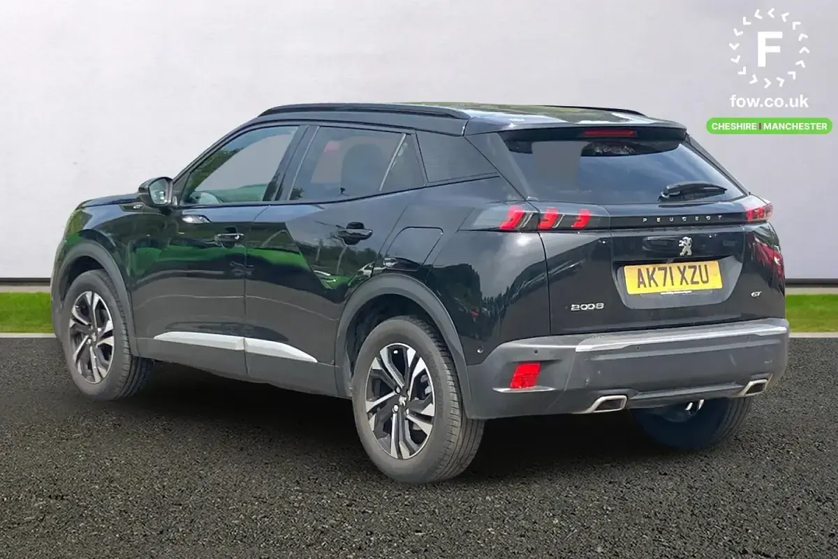 Używany Peugeot 2008 GTi 2021 Czarny SUV