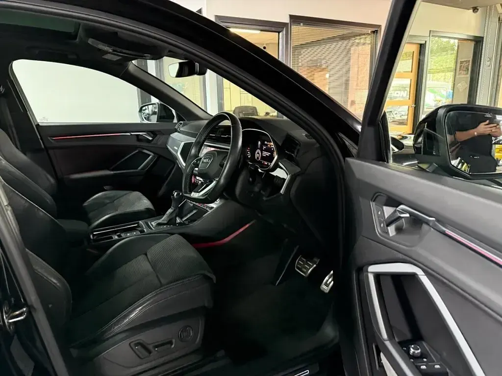 Used Audi Q3 Business 190 HP (139 kW) 2020 Black SUV