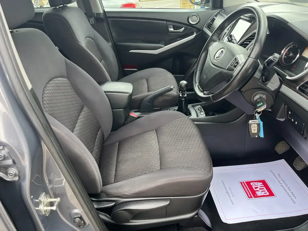 Used SsangYong Korando 178 HP (130 kW) 2016 Grey SUV