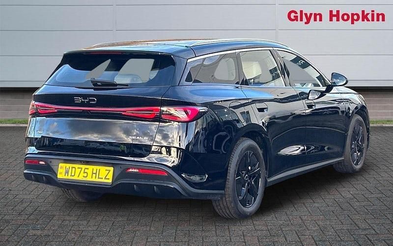 Used BYD Seal Boost 184 HP (135 kW) 2025 Black Estate