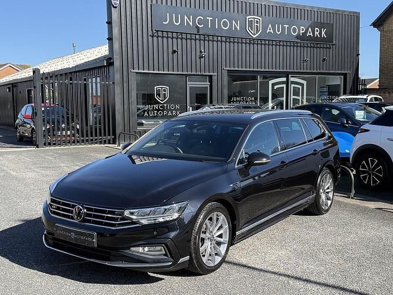 Used VW Passat R-line 150 HP (110 kW) 2021 Black Estate