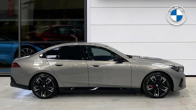 Usado BMW i5 Shadowline 436 kW (593 CV) 2025 Gris