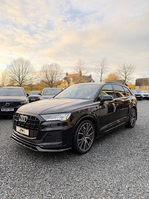 Begagnad Audi Q7 S-Line 231 HK (169 kW) 2021 Svart SUV