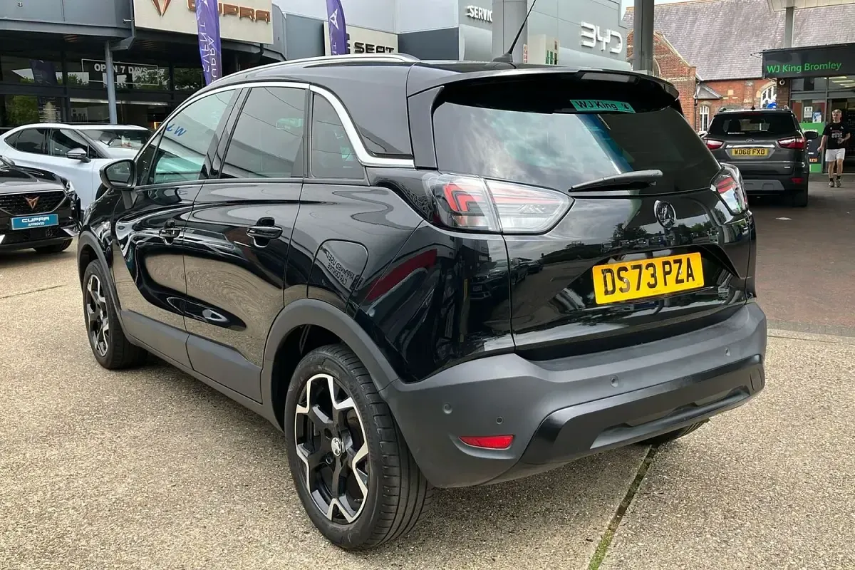 Used Vauxhall Crossland Ultimate 130 HP (95 kW) 2023 Black SUV