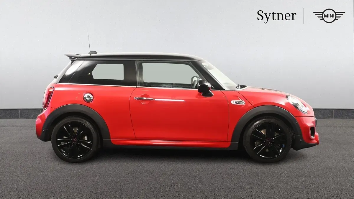 Used Mini Cooper S Hatch 189 HP (139 kW) 2019 Red Hatchback
