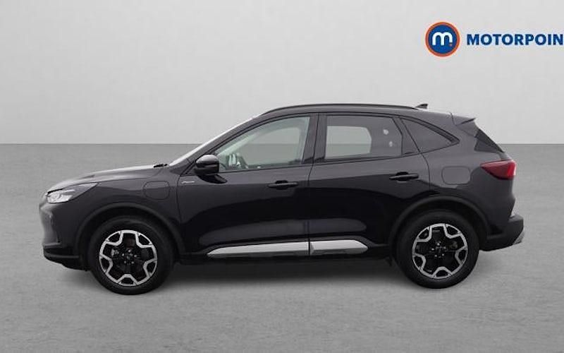 Begagnad Ford Kuga Active 242 HK (177 kW) 2026 SUV