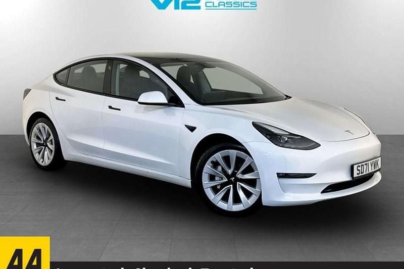 White Used 2021 Tesla Model 3 Long Range AWD Sedan | £13,695 (Fair price) - Image 1/1