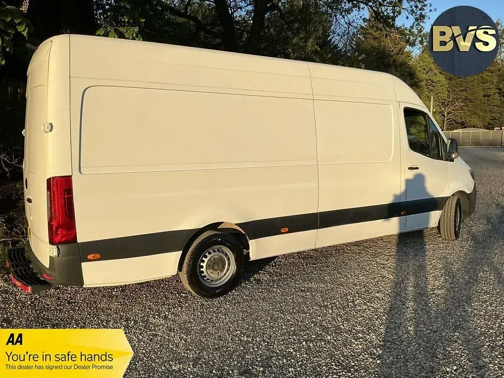 Used Mercedes Sprinter 143 HP (105 kW) 2020 White Van