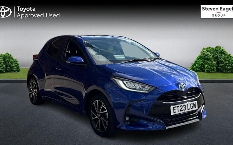 Usata Toyota Yaris Hybrid Design 116 CV (85 kW) 2026 Utilitaria