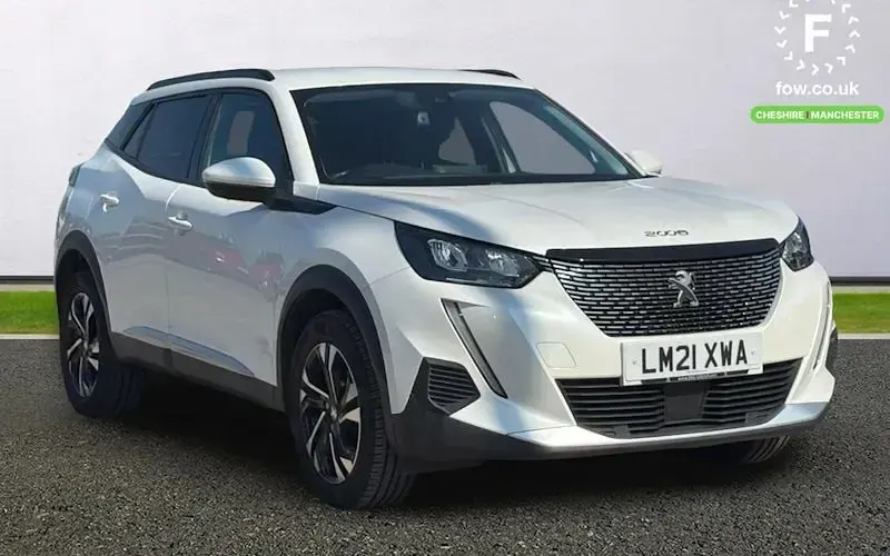 Used Peugeot 2008 Allure 131 HP (96 kW) 2021 SUV