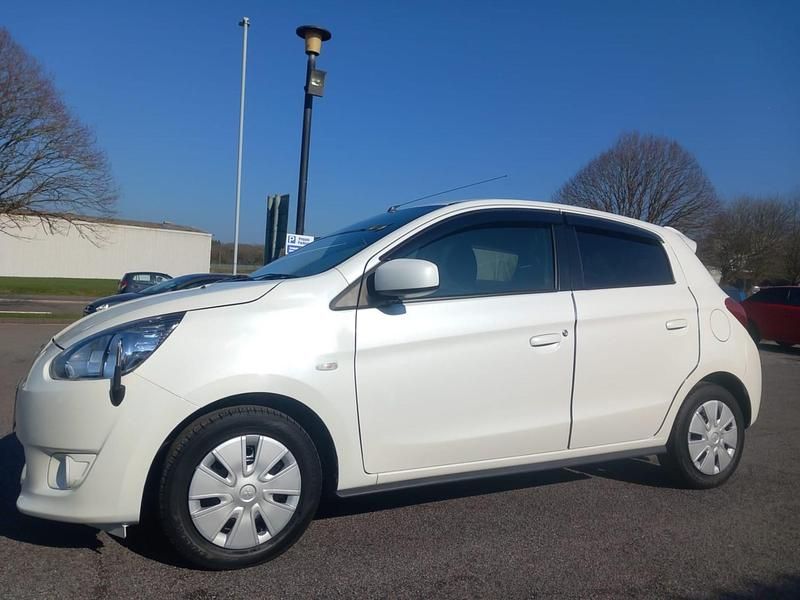 Used Mitsubishi Mirage 2025 White Hatchback