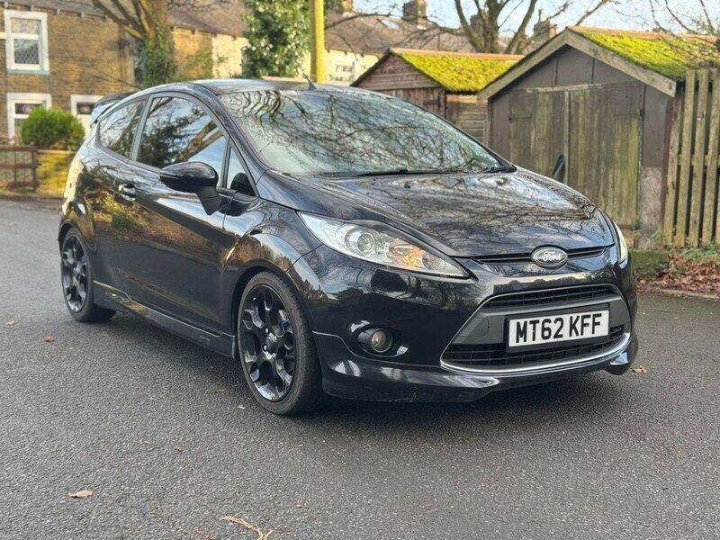 Black Used 2012 Ford Fiesta Metall Hatchback | £3,995 (A bit pricey) - Image 1/3