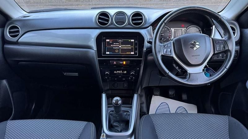 Used Suzuki Vitara SZ-T 120 HP (88 kW) 2015 White SUV