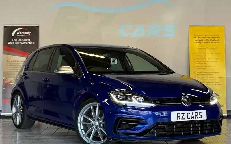 Used VW Golf VII R 310 HP (228 kW) 2018 Hatchback