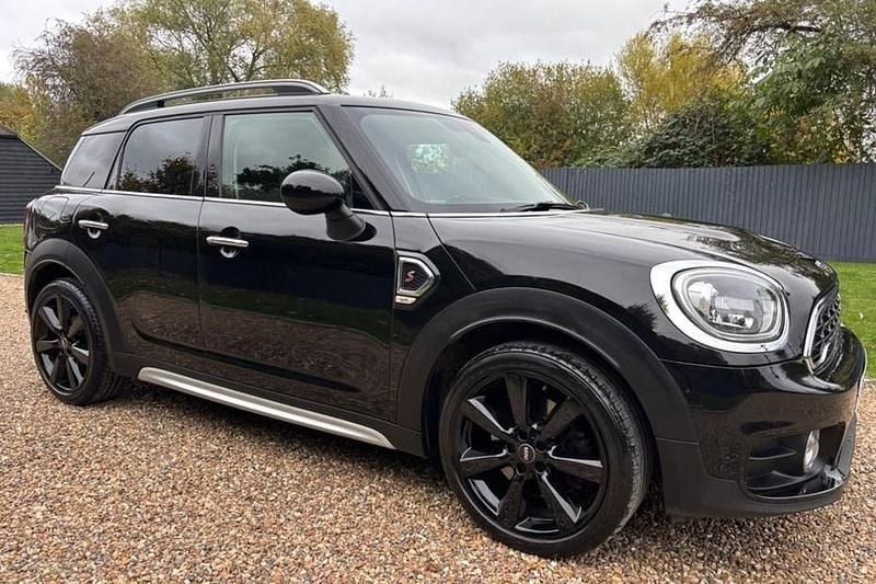 Midnight black metallic Used 2017 Mini Cooper S Countryman Sport SUV | £15,500 (Fair price) - Image 1/1