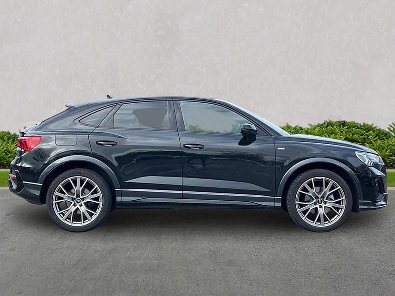 Used Audi Q3 Black Edition 150 HP (110 kW) 2025 Black SUV