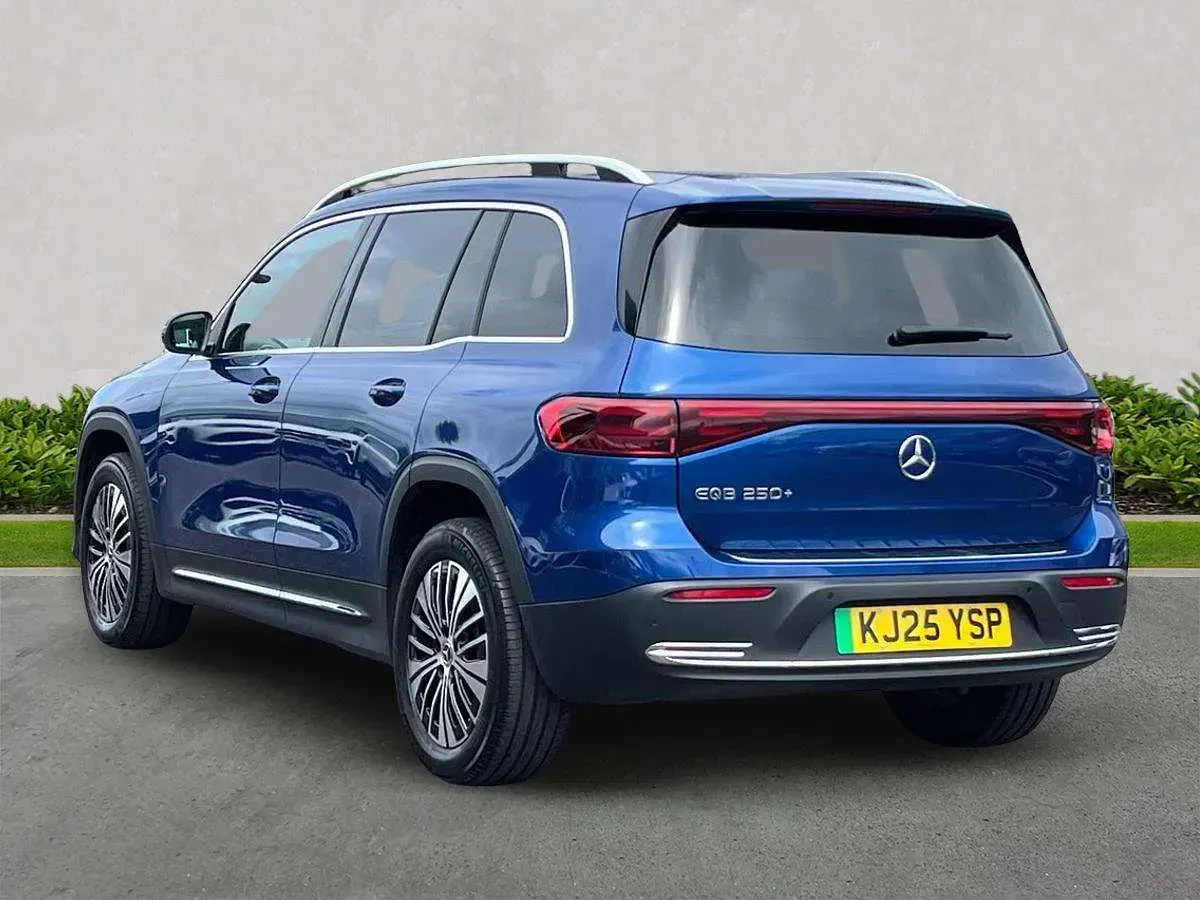Used Mercedes EQB250+ Executive 139 kW (190 HP) 2025 Blue SUV