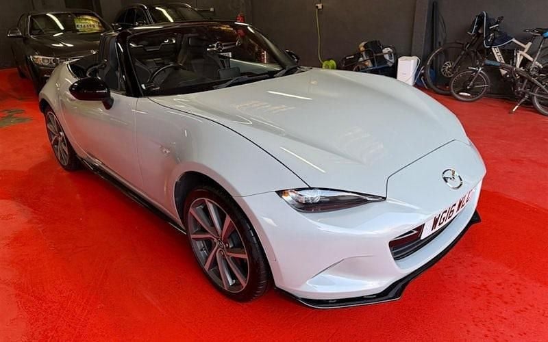 Used Mazda MX5 Inclusive 160 HP (117 kW) 2016 Cabriolet