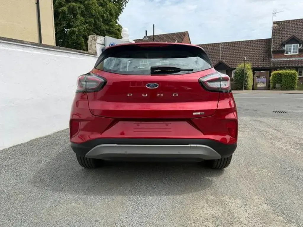 Used Ford Puma Titanium 155 HP (114 kW) 2020 Lucid red SUV