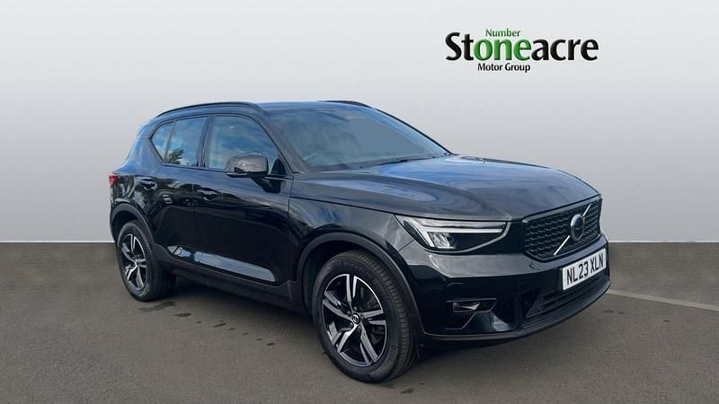 Black Used 2023 Volvo XC40 Plus SUV | £26,497 (Good price) - Image 1/4
