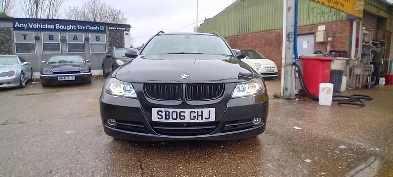 Used BMW 325 218 HP (160 kW) 2006 Black Estate