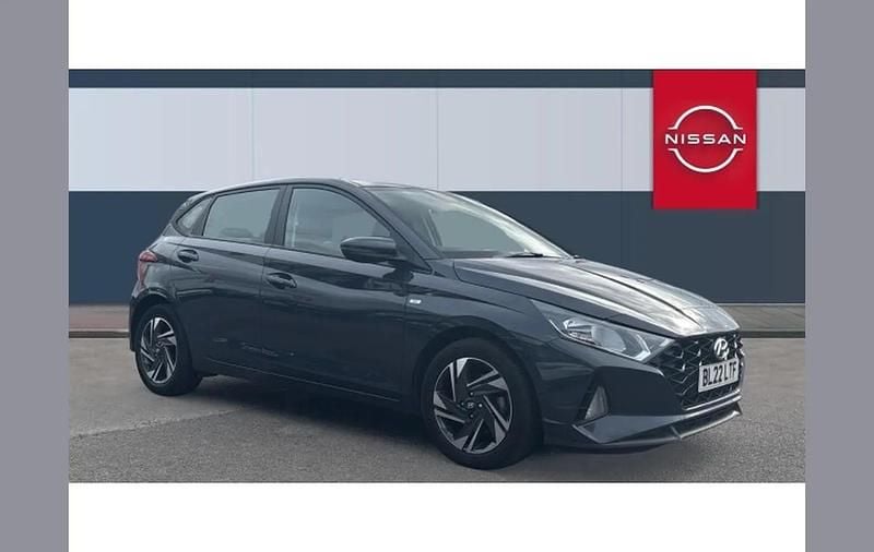 Used Hyundai i20 SE 99 HP (72 kW) 2022 Grey Hatchback