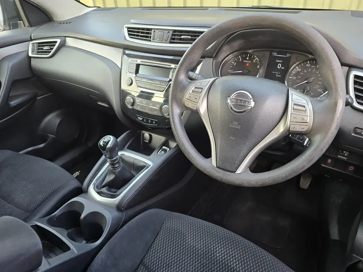 Used Nissan Qashqai Visia 2016 Grey SUV