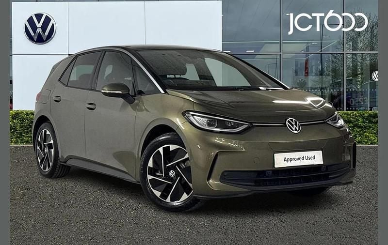Used VW ID.3 Pro 147 kW (200 HP) 2025 Green Hatchback